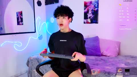 todoroki_g online show from 10-22-25, 12:38