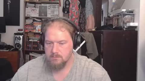 Snapshot of toede_0 chatting on 04-28-26, 04:56 Toede online show from 04-28-26, 04:56