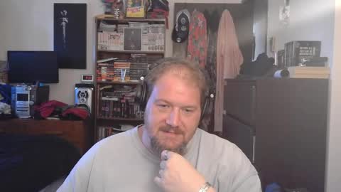 Snapshot of toede_0 chatting on 05-05-26, 04:37 Toede online show from 05-05-26, 04:37