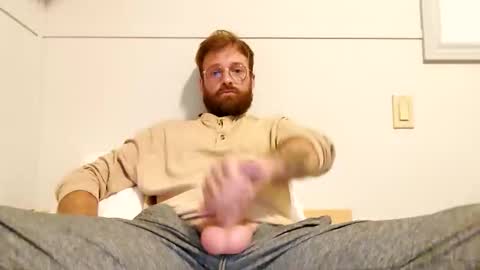 Snapshot of toffbuck chatting on 10-14-25, 11:38 ToffBuck online show from 10-14-25, 11:38