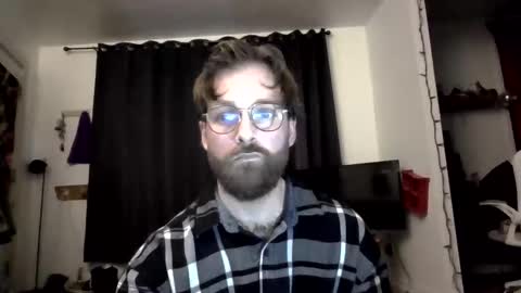 Snapshot of toffbuck chatting on 03-02-26, 04:14 ToffBuck online show from 03-02-26, 04:14