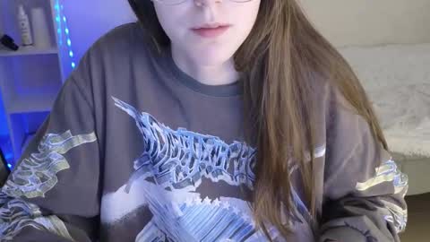 Elma online show from 11-26-25, 05:41