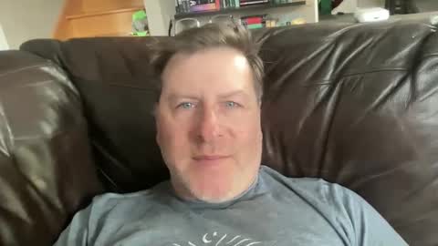 Snapshot of toggaman chatting on 03-05-25, 05:39 Joshua1983 online show from 03-05-25, 05:39