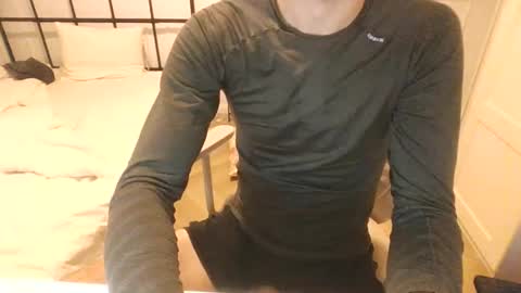 Snapshot of toja112 chatting on 12-17-24, 02:11 Martin online show from 12-17-24, 02:11