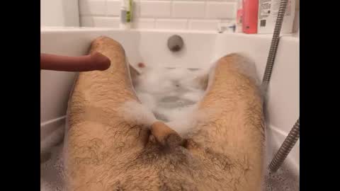 Snapshot of toja112 chatting on 11-22-25, 08:41 Martin online show from 11-22-25, 08:41