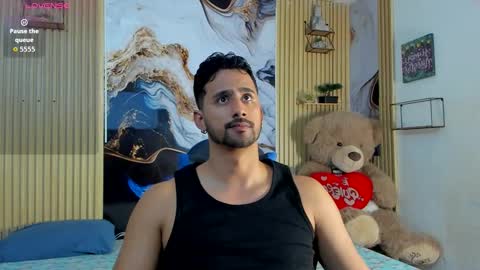 toji_16 online show from 11-17-25, 07:52