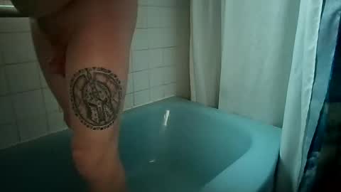 Snapshot of tokenless_boner chatting on 11-28-25, 04:53 tokenless_boner online show from 11-28-25, 04:53