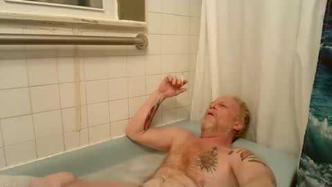 Snapshot of tokenless_boner chatting on 12-17-25, 05:46 tokenless_boner online show from 12-17-25, 05:46