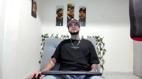 Snapshot of tokio_master chatting on 10-17-25, 06:05 Tokyo Master online show from 10-17-25, 06:05