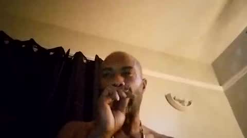 tokwashington623243 online show from 12-03-25, 10:24