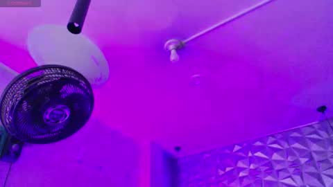 toky         online show from 10-06-25, 07:11