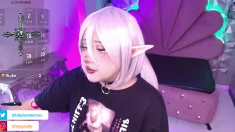 toky         online show from 10-13-25, 04:18