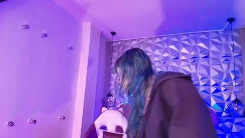 Snapshot of toky_doll chatting on 12-16-25, 02:38 toky online show from 12-16-25, 02:38