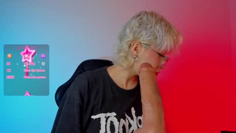  Halsey  Sofii  online show from 12-03-24, 09:56
