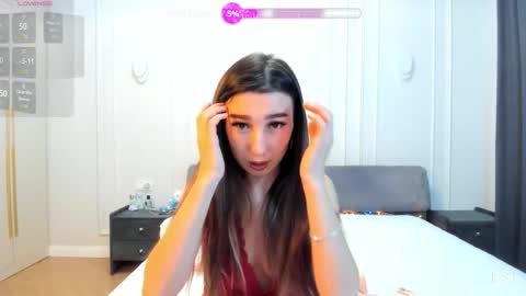 Lia online show from 12-16-25, 05:34