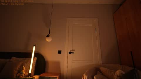 Snapshot of tollysage chatting on 11-22-25, 10:09 Sage. TG channel online show from 11-22-25, 10:09