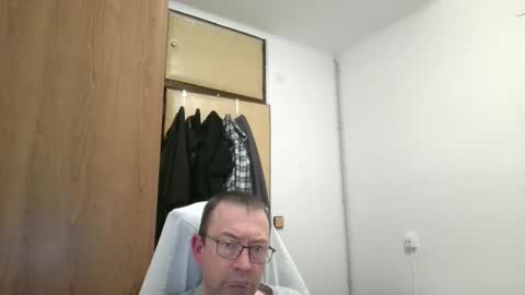 tolon408472 online show from 02-17-25, 12:54