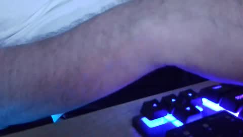 toloneo1 online show from 04-14-26, 06:47