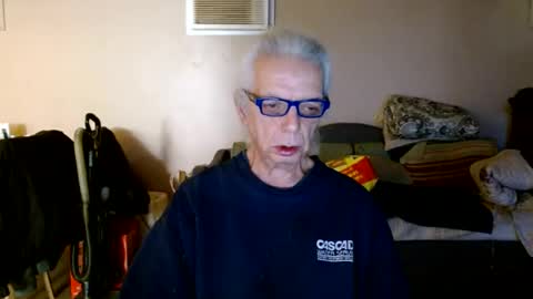 Snapshot of tom112292014 chatting on 01-05-25, 05:30 tom112292014 online show from 01-05-25, 05:30