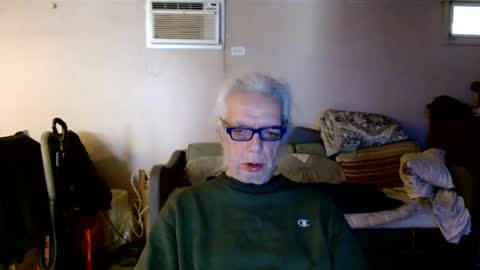 Snapshot of tom112292014 chatting on 01-09-25, 06:15 tom112292014 online show from 01-09-25, 06:15