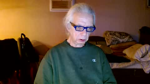 Snapshot of tom112292014 chatting on 01-11-25, 03:02 tom112292014 online show from 01-11-25, 03:02