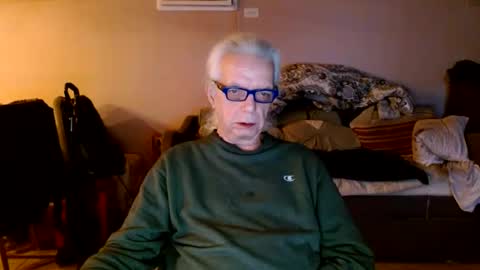 Snapshot of tom112292014 chatting on 01-11-25, 12:50 tom112292014 online show from 01-11-25, 12:50