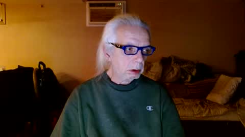 Snapshot of tom112292014 chatting on 01-16-25, 02:30 tom112292014 online show from 01-16-25, 02:30