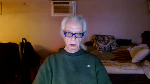 Snapshot of tom112292014 chatting on 01-17-25, 03:55 tom112292014 online show from 01-17-25, 03:55