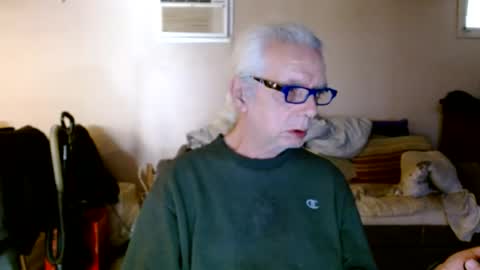 Snapshot of tom112292014 chatting on 01-20-25, 04:55 tom112292014 online show from 01-20-25, 04:55