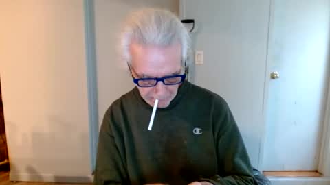 Snapshot of tom112292014 chatting on 01-21-25, 08:21 tom112292014 online show from 01-21-25, 08:21