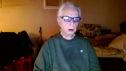 Snapshot of tom112292014 chatting on 01-24-25, 03:54 tom112292014 online show from 01-24-25, 03:54