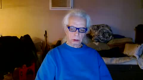 Snapshot of tom112292014 chatting on 01-26-25, 05:34 tom112292014 online show from 01-26-25, 05:34