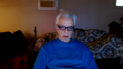 Snapshot of tom112292014 chatting on 01-29-25, 12:56 tom112292014 online show from 01-29-25, 12:56