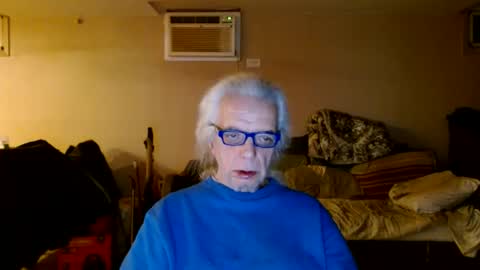 Snapshot of tom112292014 chatting on 02-11-25, 02:14 tom112292014 online show from 02-11-25, 02:14