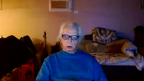 Snapshot of tom112292014 chatting on 02-12-25, 12:27 tom112292014 online show from 02-12-25, 12:27