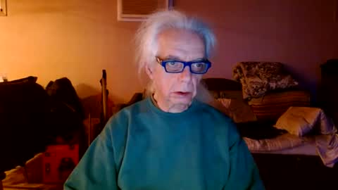 Snapshot of tom112292014 chatting on 03-02-25, 03:34 tom112292014 online show from 03-02-25, 03:34