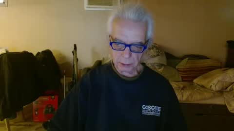 Snapshot of tom112292014 chatting on 03-09-25, 01:15 tom112292014 online show from 03-09-25, 01:15