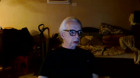 Snapshot of tom112292014 chatting on 09-11-25, 01:49 tom112292014 online show from 09-11-25, 01:49