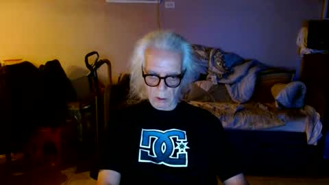 Snapshot of tom112292014 chatting on 10-09-25, 10:35 tom112292014 online show from 10-09-25, 10:35