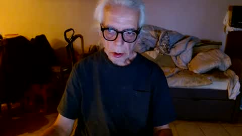 Snapshot of tom112292014 chatting on 10-09-25, 10:41 tom112292014 online show from 10-09-25, 10:41