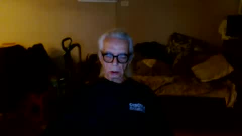 Snapshot of tom112292014 chatting on 10-12-25, 01:54 tom112292014 online show from 10-12-25, 01:54