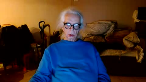 Snapshot of tom112292014 chatting on 10-17-25, 02:59 tom112292014 online show from 10-17-25, 02:59