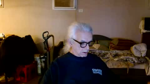 Snapshot of tom112292014 chatting on 11-01-25, 02:52 tom112292014 online show from 11-01-25, 02:52