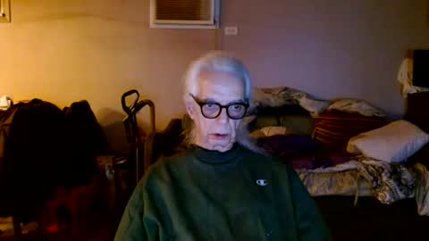 Snapshot of tom112292014 chatting on 11-07-25, 02:22 tom112292014 online show from 11-07-25, 02:22