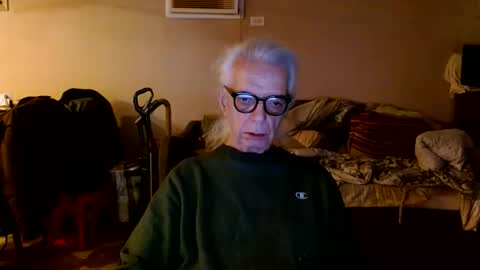 Snapshot of tom112292014 chatting on 11-13-25, 04:17 tom112292014 online show from 11-13-25, 04:17