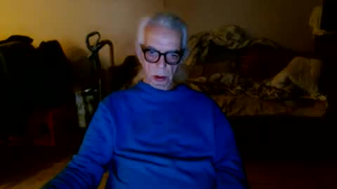 Snapshot of tom112292014 chatting on 11-20-25, 03:01 tom112292014 online show from 11-20-25, 03:01