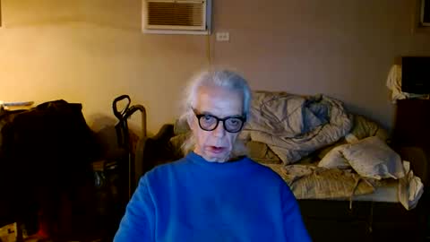 Snapshot of tom112292014 chatting on 11-30-25, 02:04 tom112292014 online show from 11-30-25, 02:04