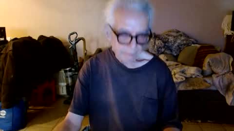 tom112292014 online show from 04-15-26, 08:09