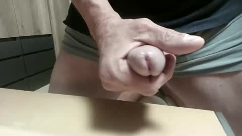 Snapshot of tom11526261 chatting on 05-13-26, 09:44 tom11526261 online show from 05-13-26, 09:44