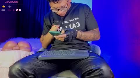 Tom online show from 10-05-25, 11:35